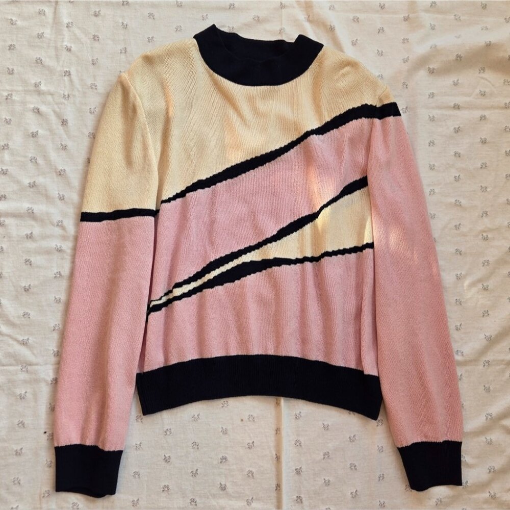 St. John Collection Pink and Cream Sweater with Navy Accents Size L